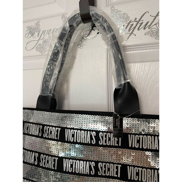 NWT 2pc VS Sequin Tote - Picture 4 of 13